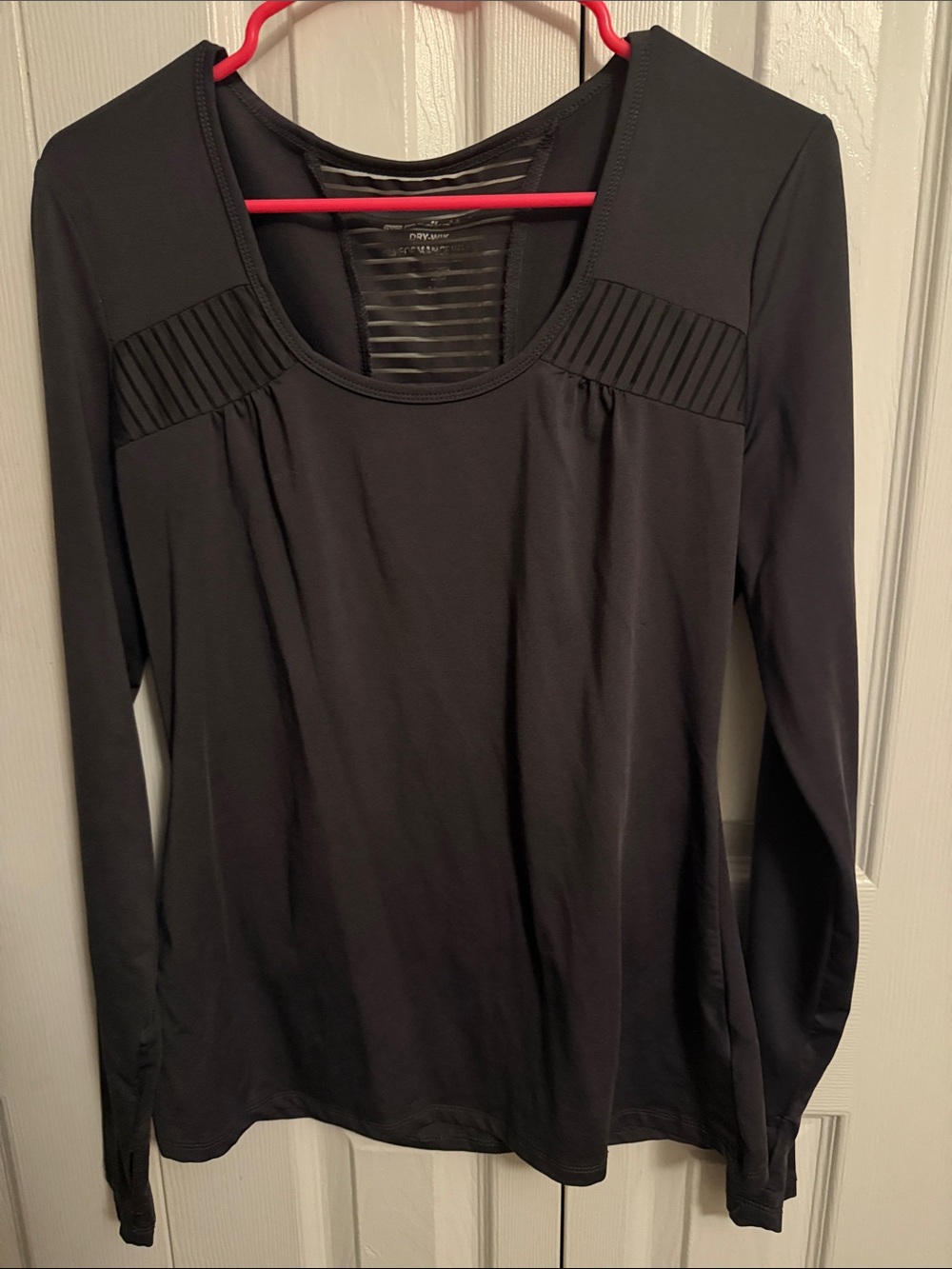 Black Long-Sleeve Pleated Yoke Women's Top